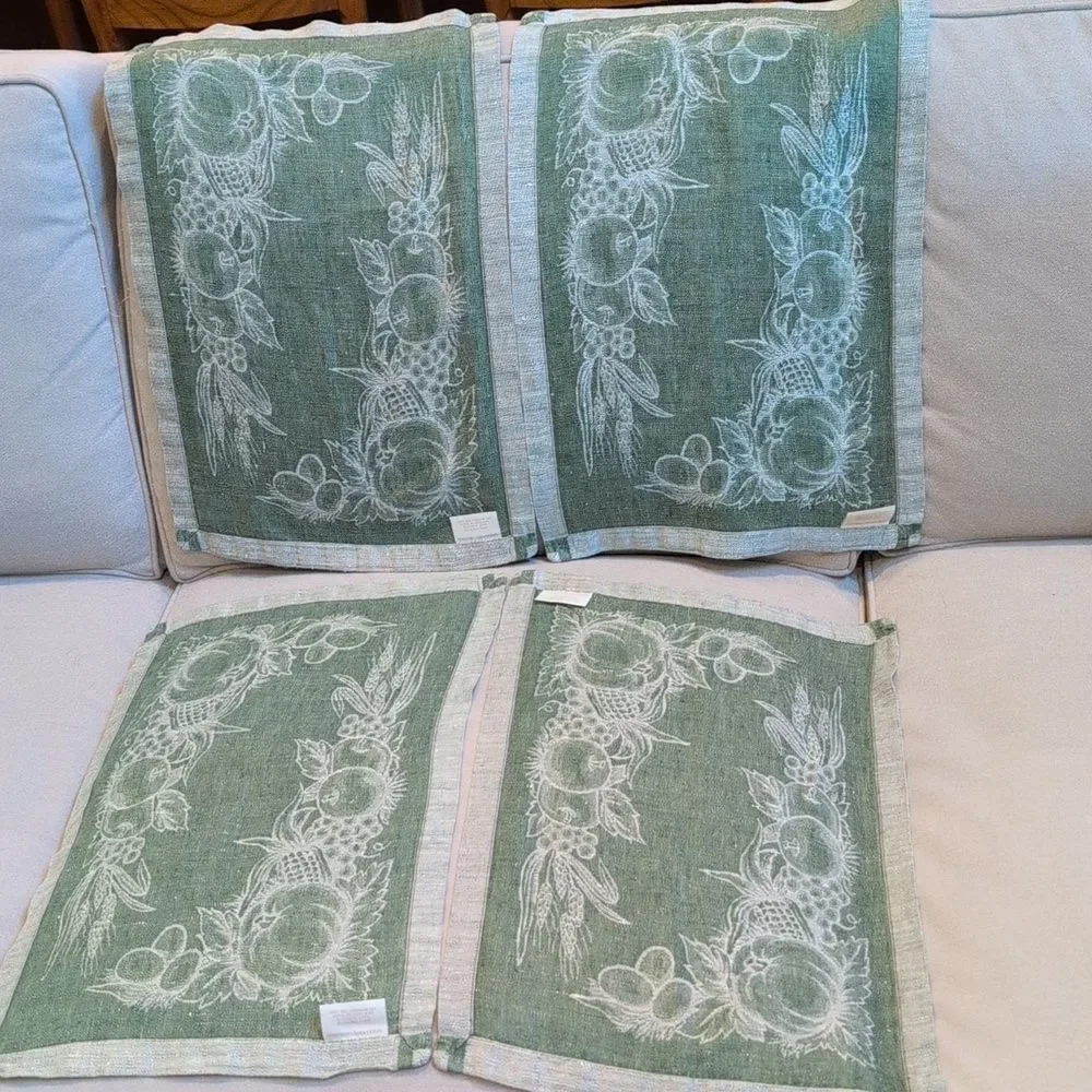 Williams Sonoma Green Linen Autumnal Harvest Fabric Placemats, Set of 4